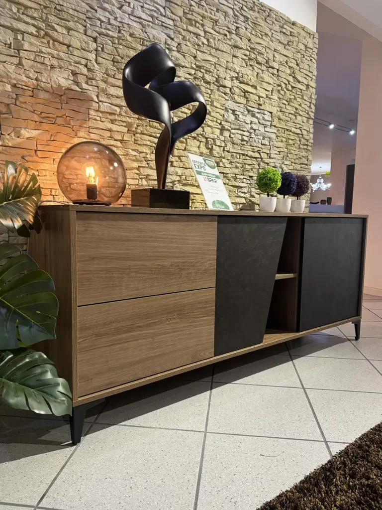 1.250,00€ €850,00Madia Zen Spar