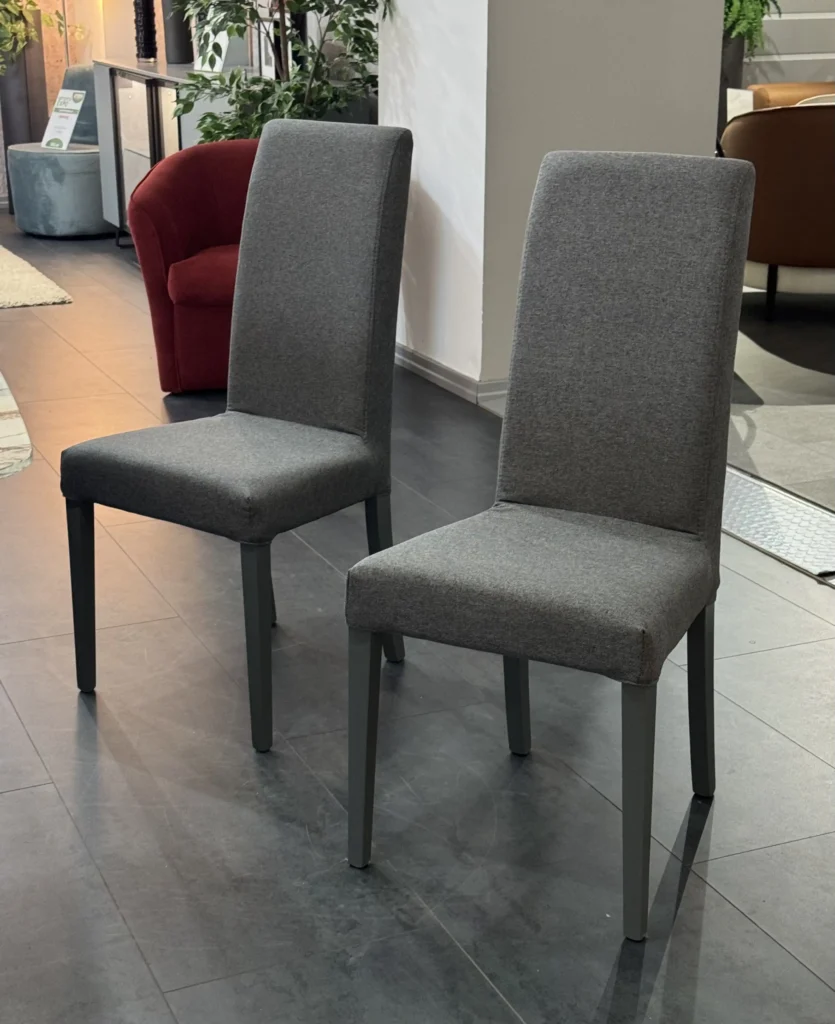 Pack N.4 Sedia Tessuto Leaf 550,00€ ora 320,00€